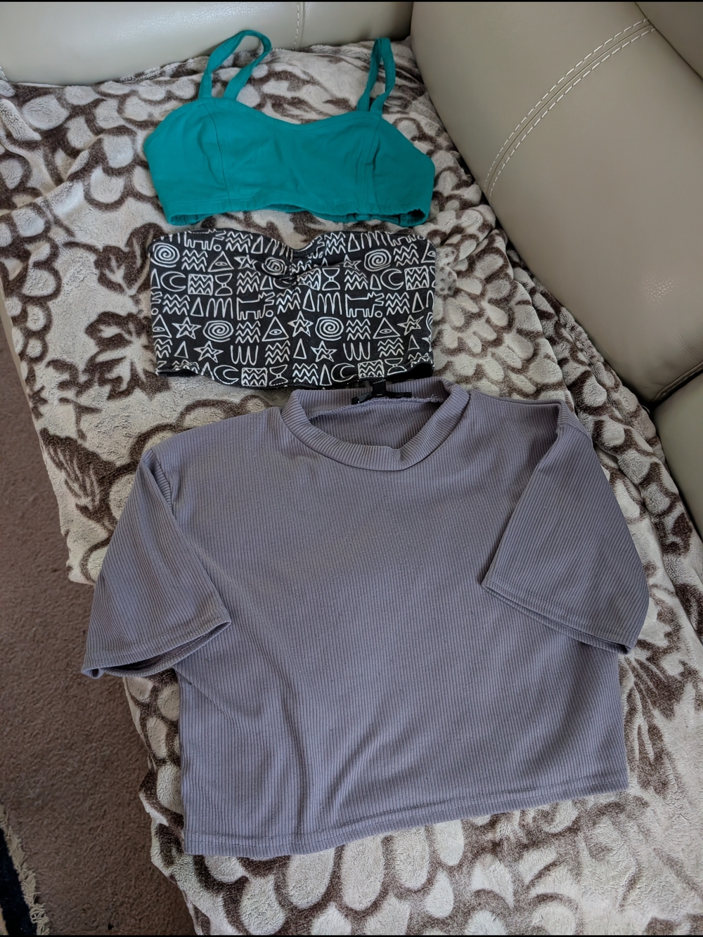 3 Pieces Missguided Ribbed Crop Top - Lavender Purple & 2 Bralettes